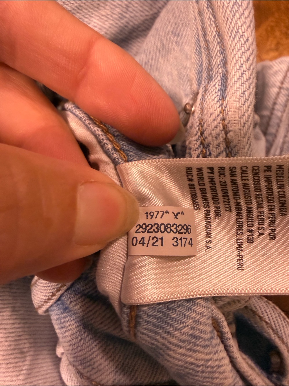 American Eagle Highest Waist 90’s boyfriend  Women’s Jeans size 6 - Picture 6 of 6